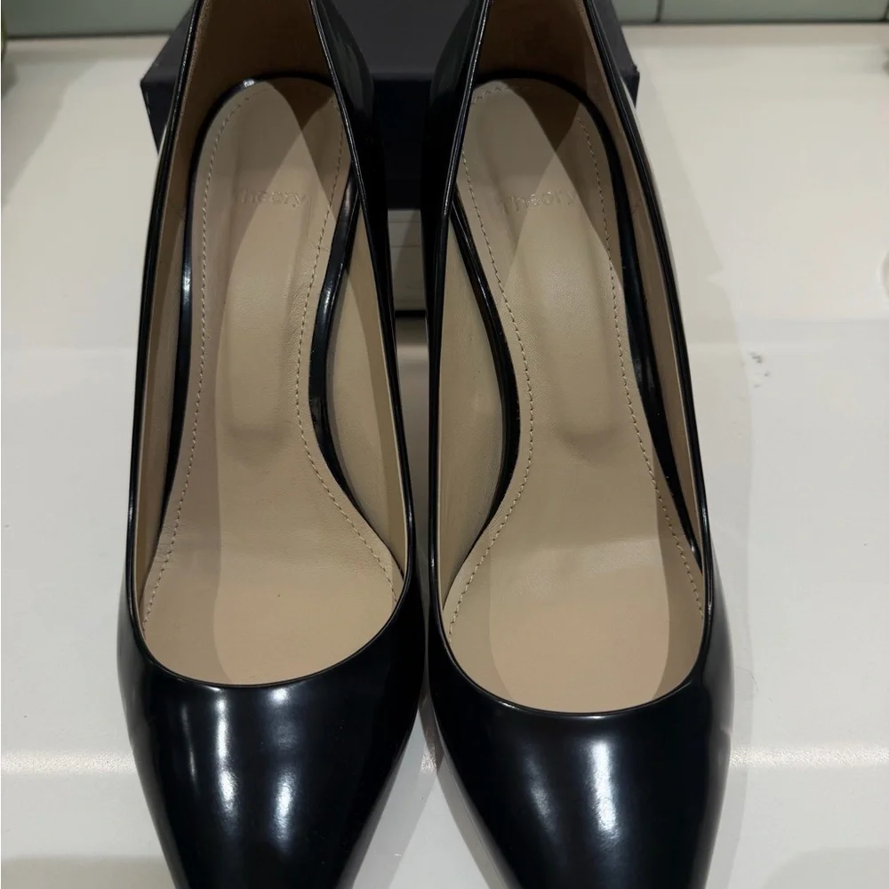 Theory city pump